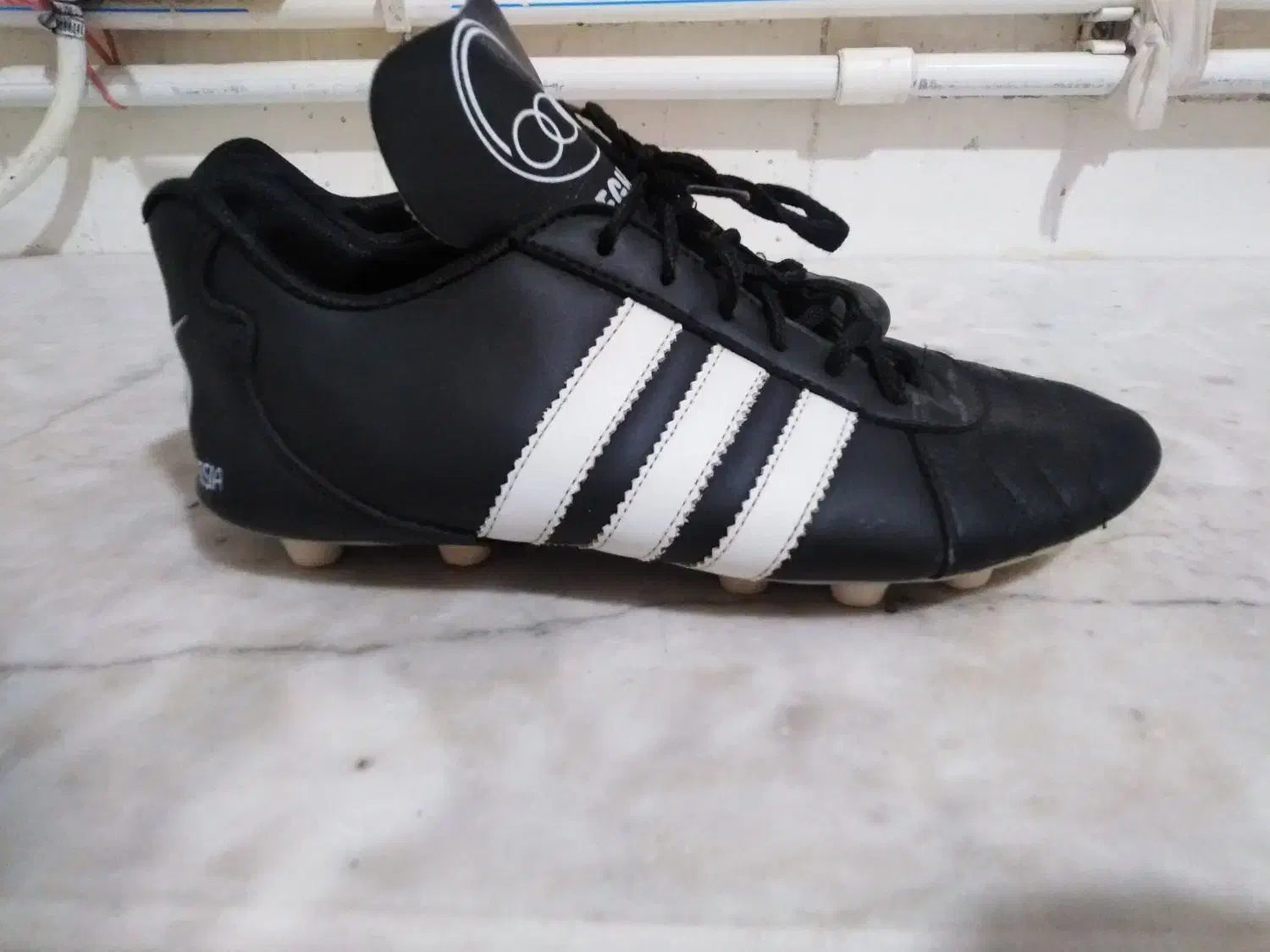 کفش چمنی فوتبال|کیف، کفش، کمربند|گیلان غرب, |دیوار