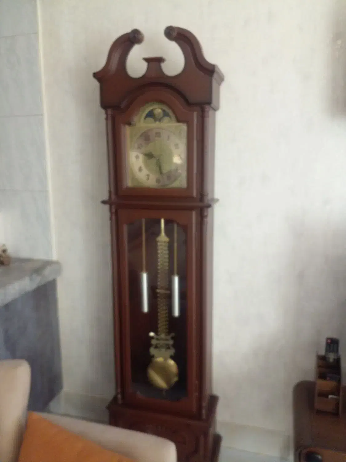 ساعت قدی|ساعت دیواری و تزئینی|اصفهان, نقش جهان|دیوار