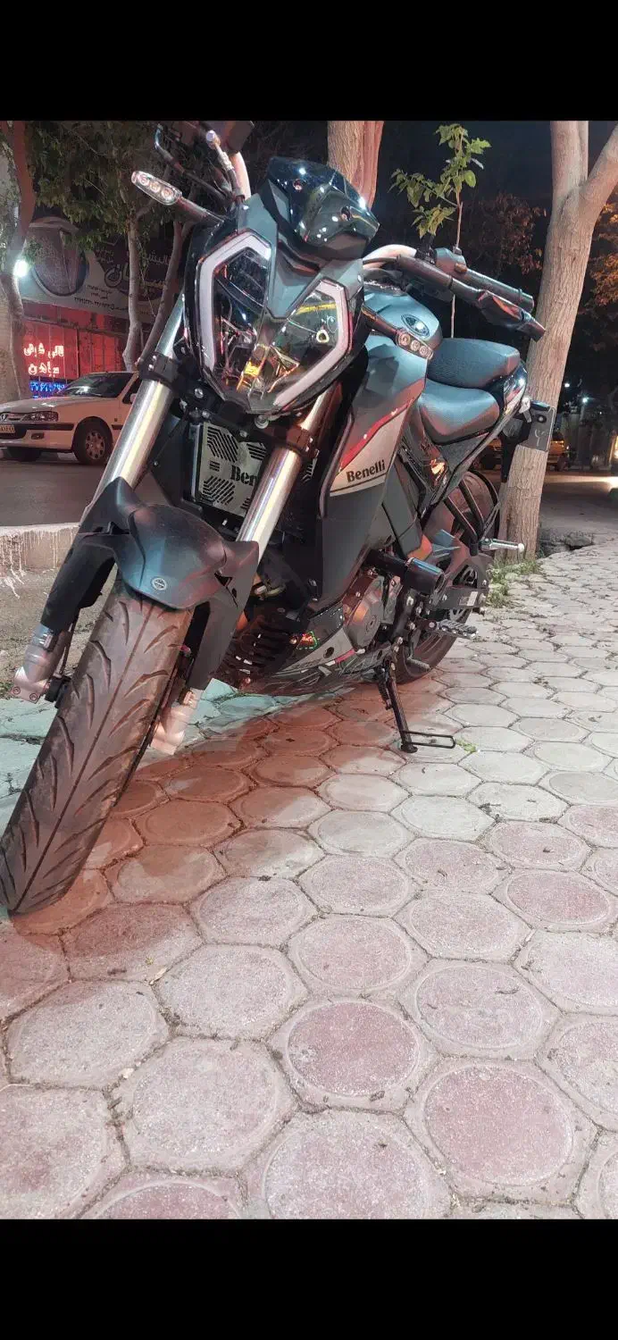 بنلی ۱۸۰s 401|موتورسیکلت|خمینی‌شهر, |دیوار