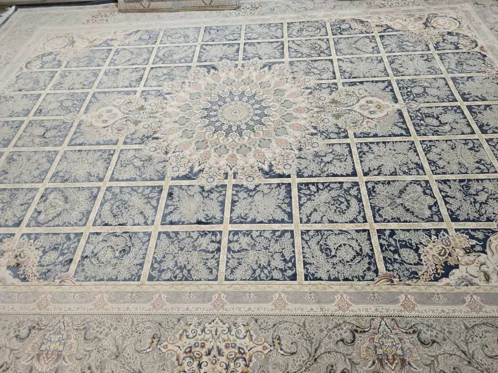 دوتخته فرش دوازده متری گل برجسته|فرش|باقرشهر, |دیوار