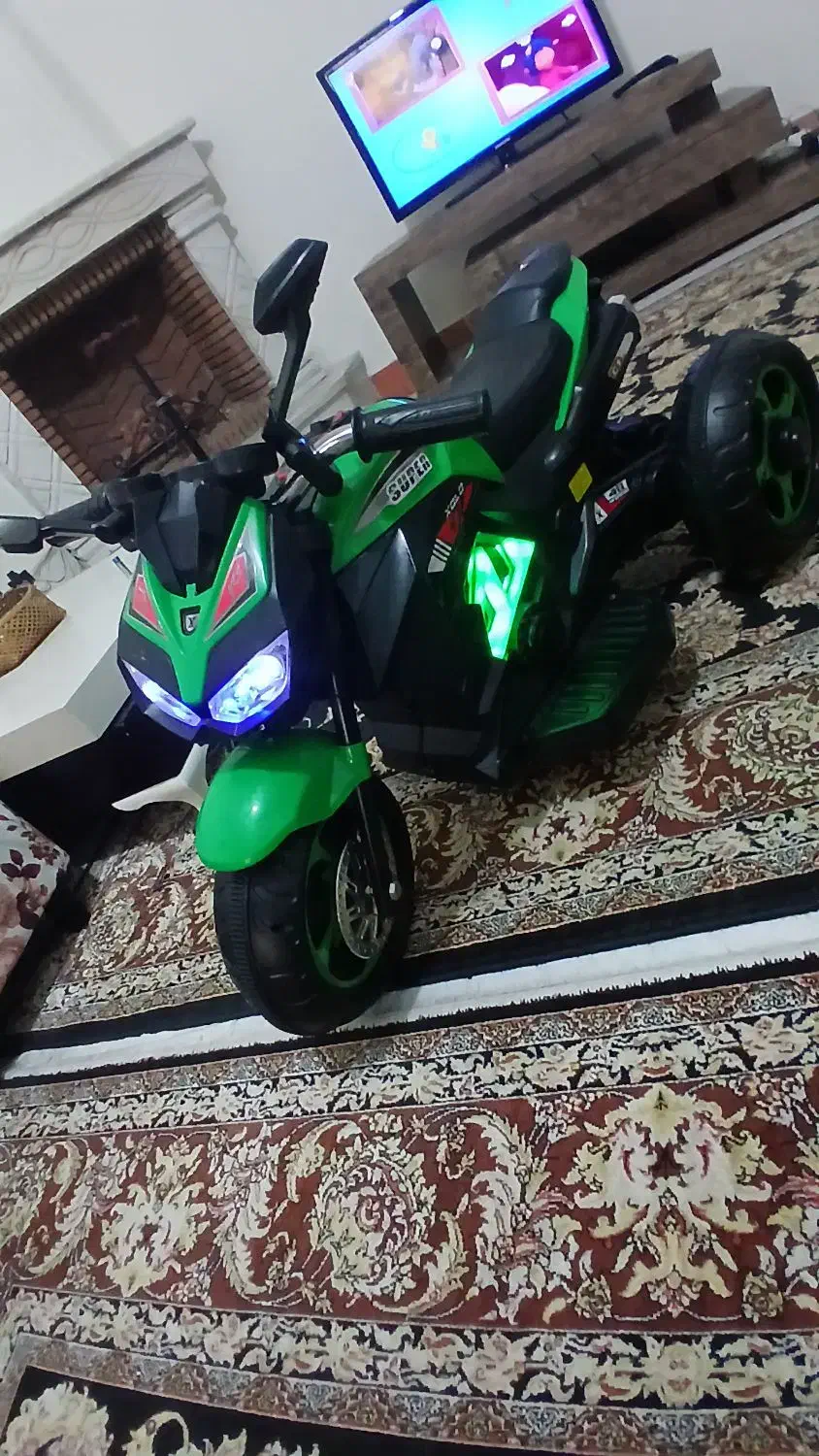 متور شارژی ۳چرخ|اسباب‌‌بازی|اندیشه, اندیشه فاز ۱|دیوار