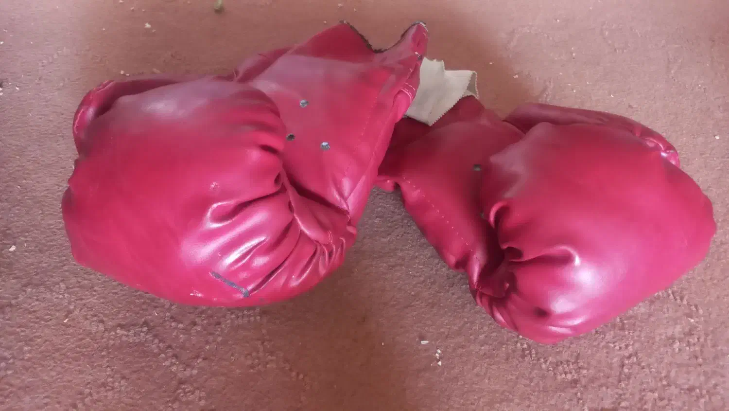 دستکش بوکس|تجهیزات ورزشی|اراک, |دیوار