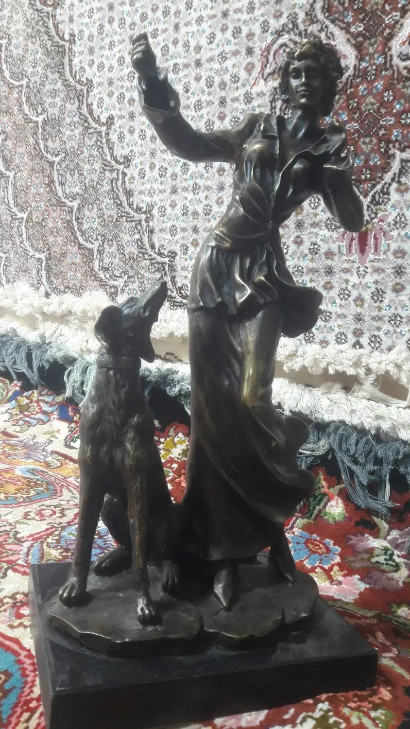 مجسمه برونز نایاب|مجسمه، تندیس، ماکت|تبریز, |دیوار