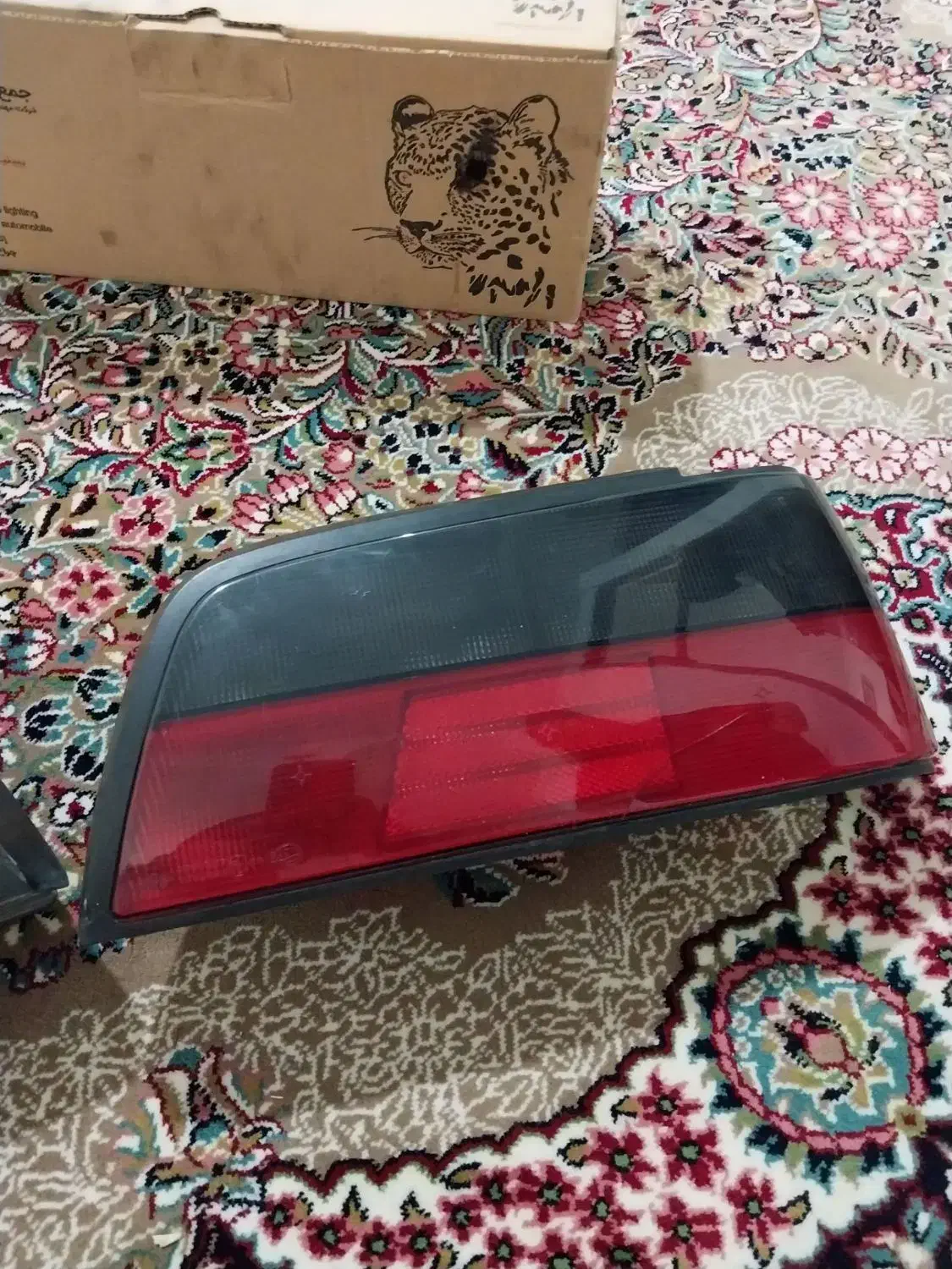 چراغ عقب پارس ELX|قطعات یدکی و لوازم جانبی|کنگاور, |دیوار