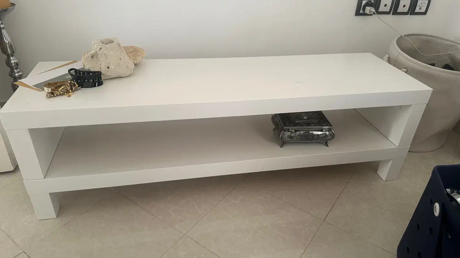 میز تلویزیون یا میز آرایش ikea|بوفه، ویترین، کنسول|کیش, |دیوار