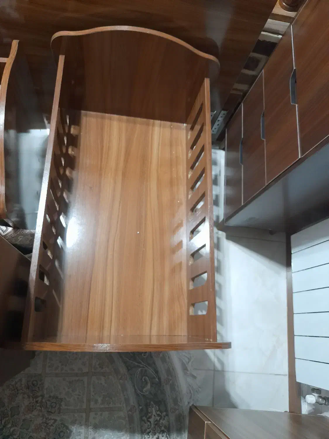 فروش کمد|تخت و سرویس خواب|رشت, کوی فکوری|دیوار