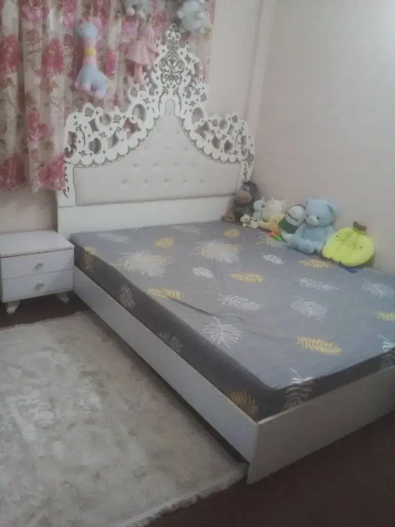 فروش تخت خواب و دراور و آیینه|تخت و سرویس خواب|ری, دولتآباد|دیوار