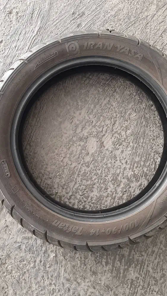 لاستیک وباطری موتور گلکسی|قطعات یدکی و لوازم جانبی|باقرشهر, |دیوار