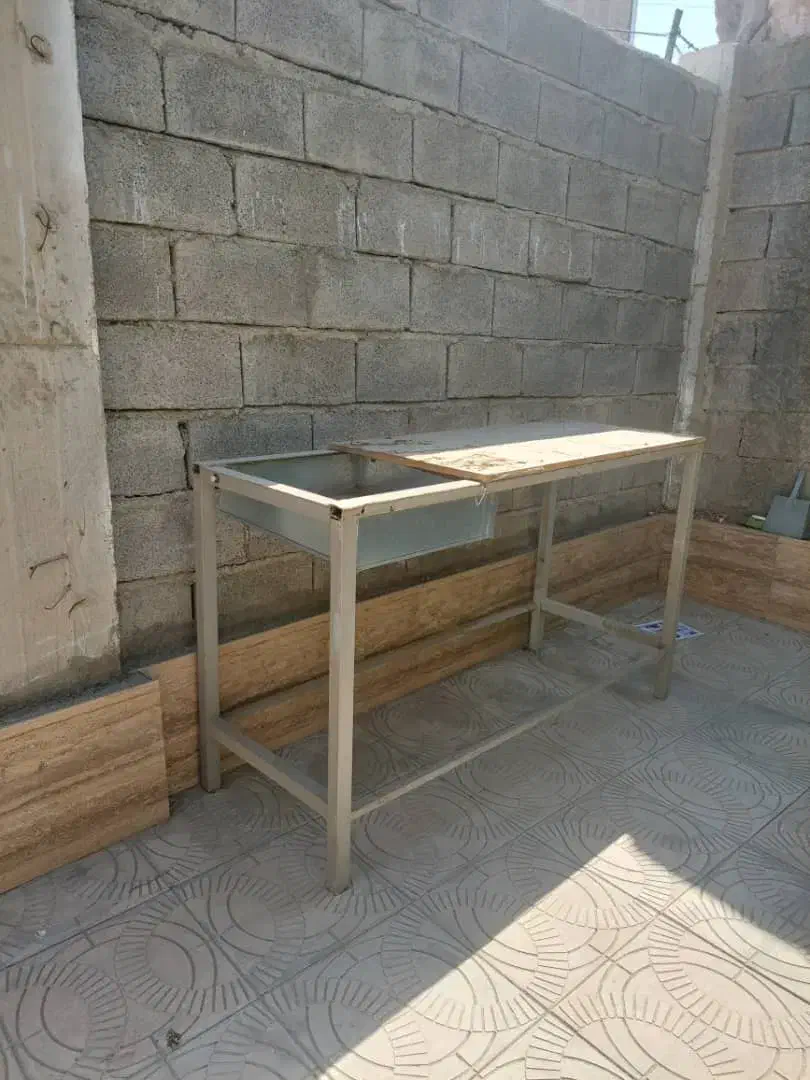 میز فلزی|دفتر کار|جیرفت, |دیوار