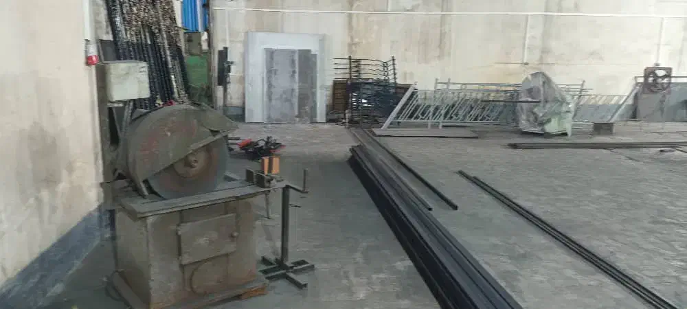 استخدام جوشکار  مبتدی و حرفه ای|استخدام معماری، عمران و ساختمانی|بهشهر, |دیوار