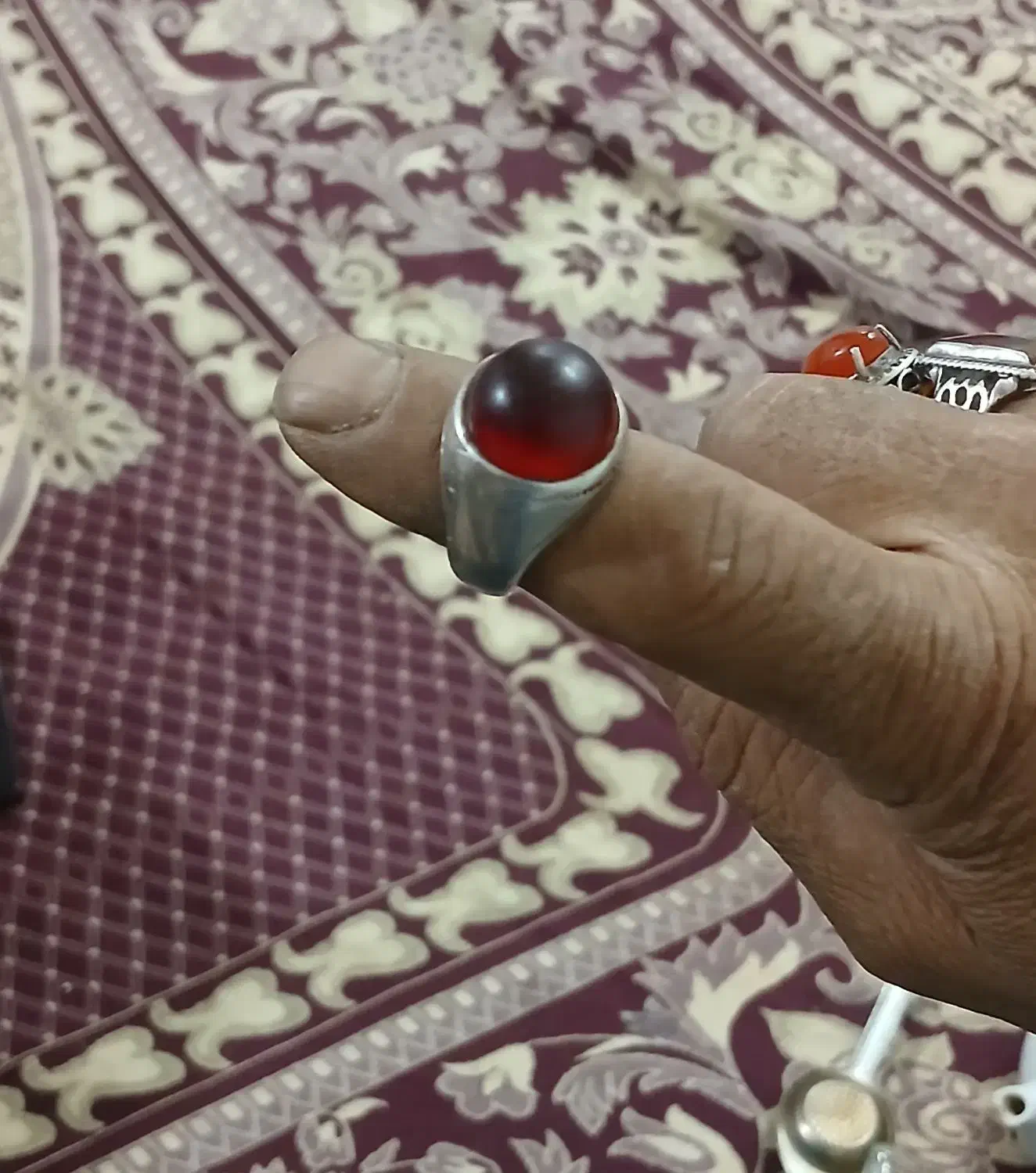 انشگتر مردانه عقیق کلوخه قدیمی|کلکسیون اشیاء عتیقه|فریمان, |دیوار