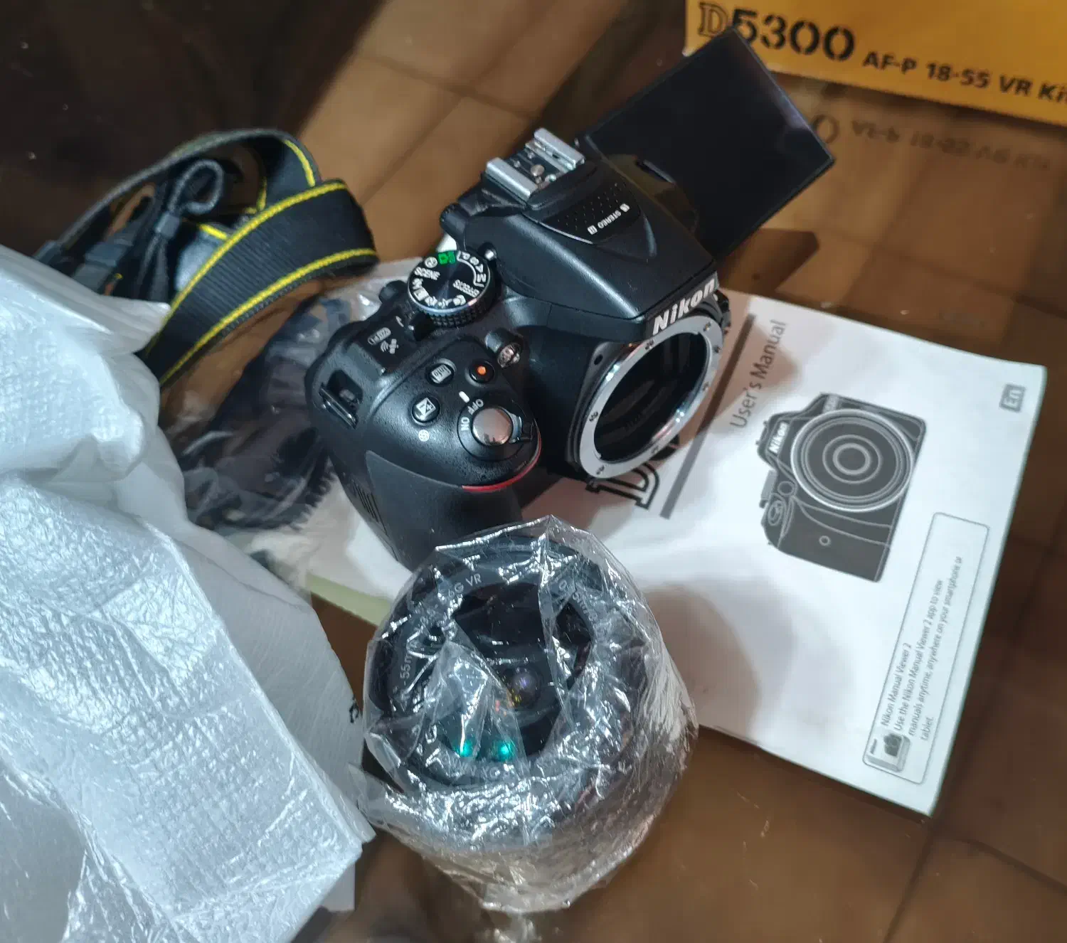 دوربین عکاسی نیکون Nikon D5300 با لنز 55-18|دوربین عکاسی و فیلم‌برداری|تهران, نجات اللهی|دیوار