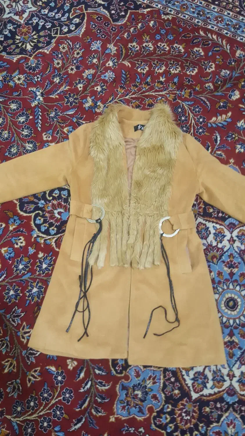 پالتوشیک|لباس|خرمآباد, |دیوار