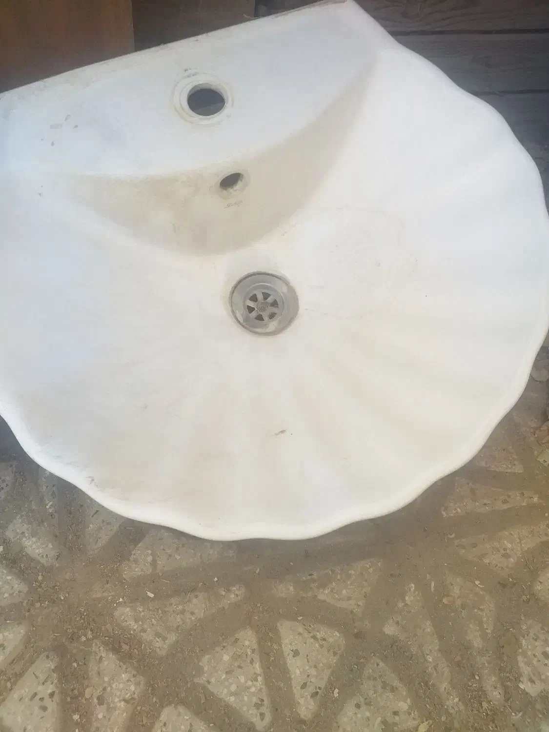 باسلام دوعدد سنگ روشویی سالم|لوازم سرویس بهداشتی|تبریز, |دیوار