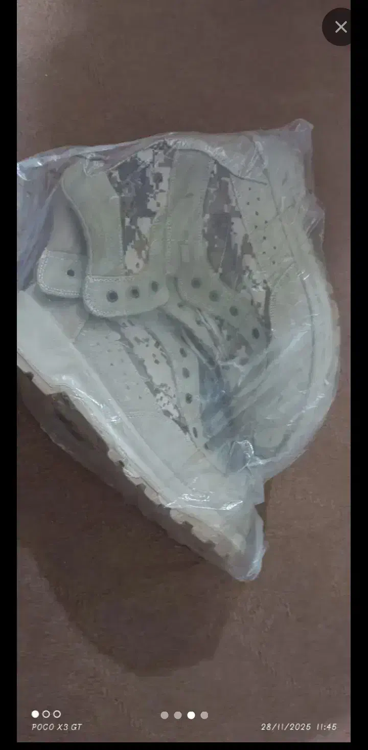 لباس نیم پوت گم شده|اشیا|ارومیه, |دیوار