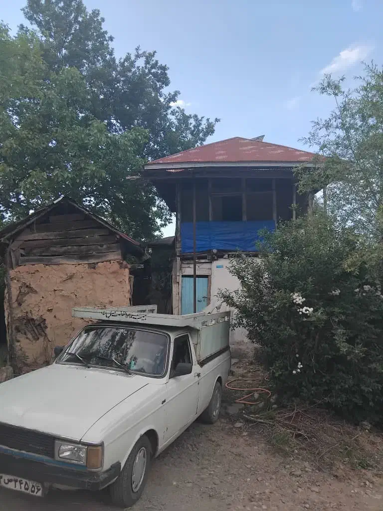 فروش ویلا جنگلی قدیمی با چشم انداز دایمی|فروش زمین و ملک کلنگی|واجارگاه, |دیوار