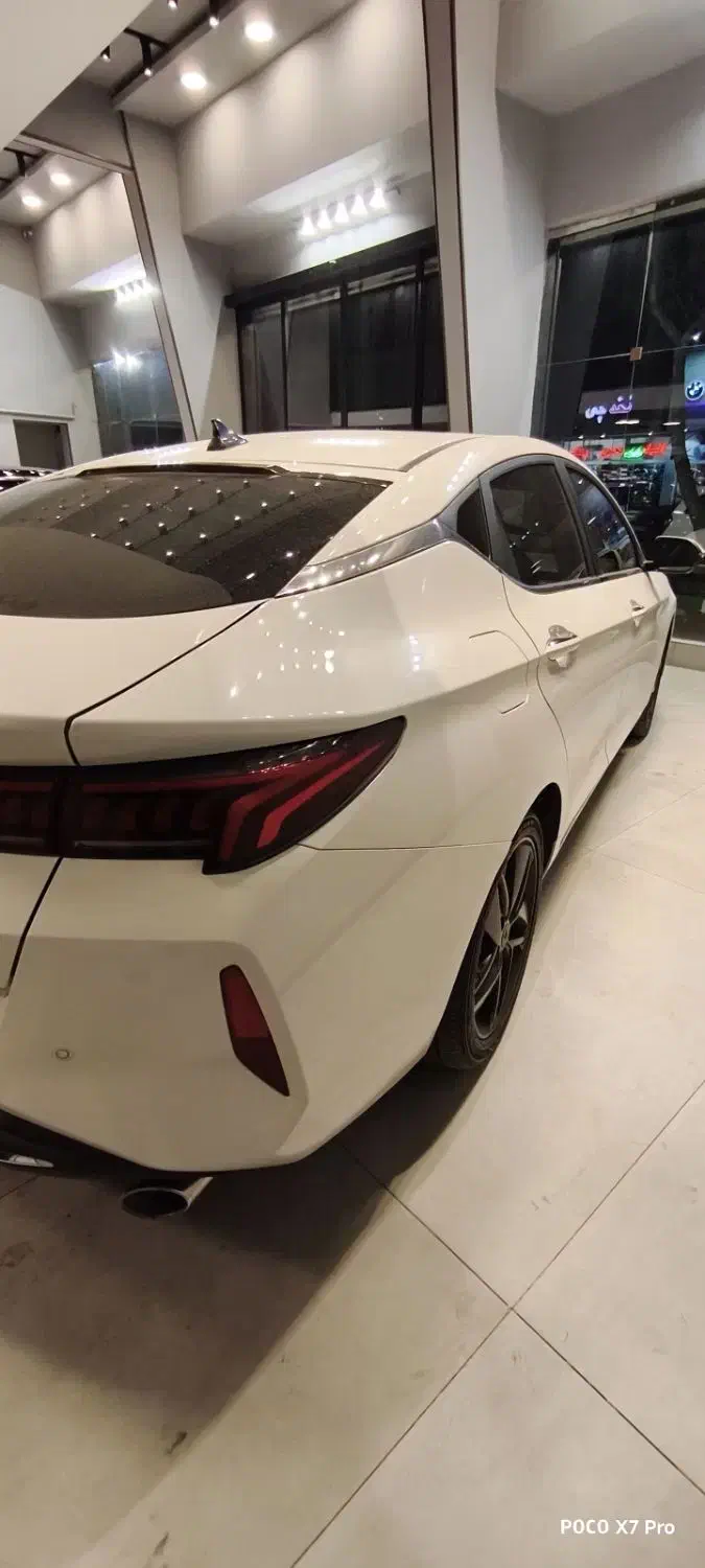 KMC J7 کارشناسی سفید 1401|خودرو سواری و وانت|مشهد, امام رضا (ع)|دیوار