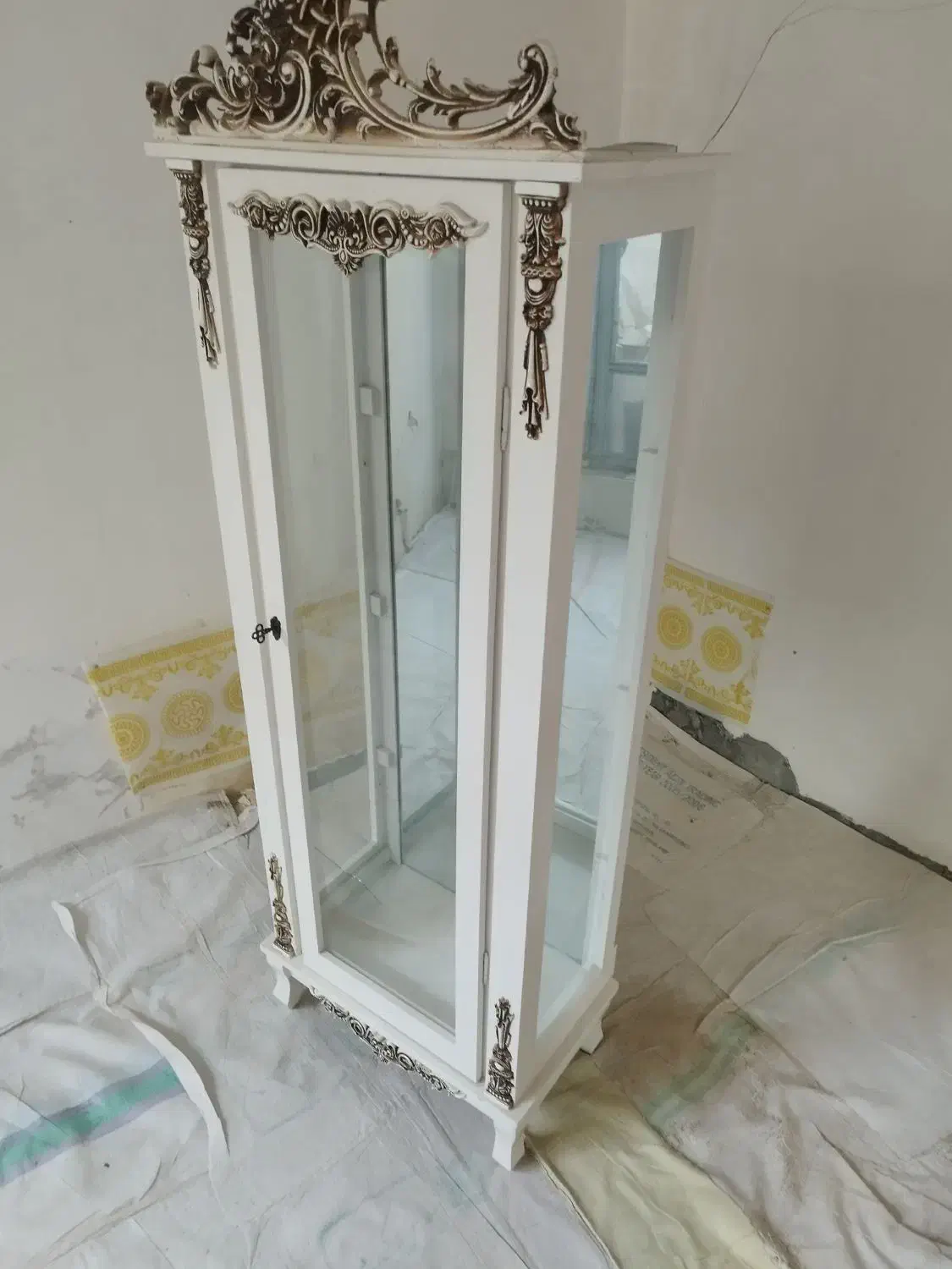 بوفه در حد نو|بوفه، ویترین، کنسول|مراغه, |دیوار