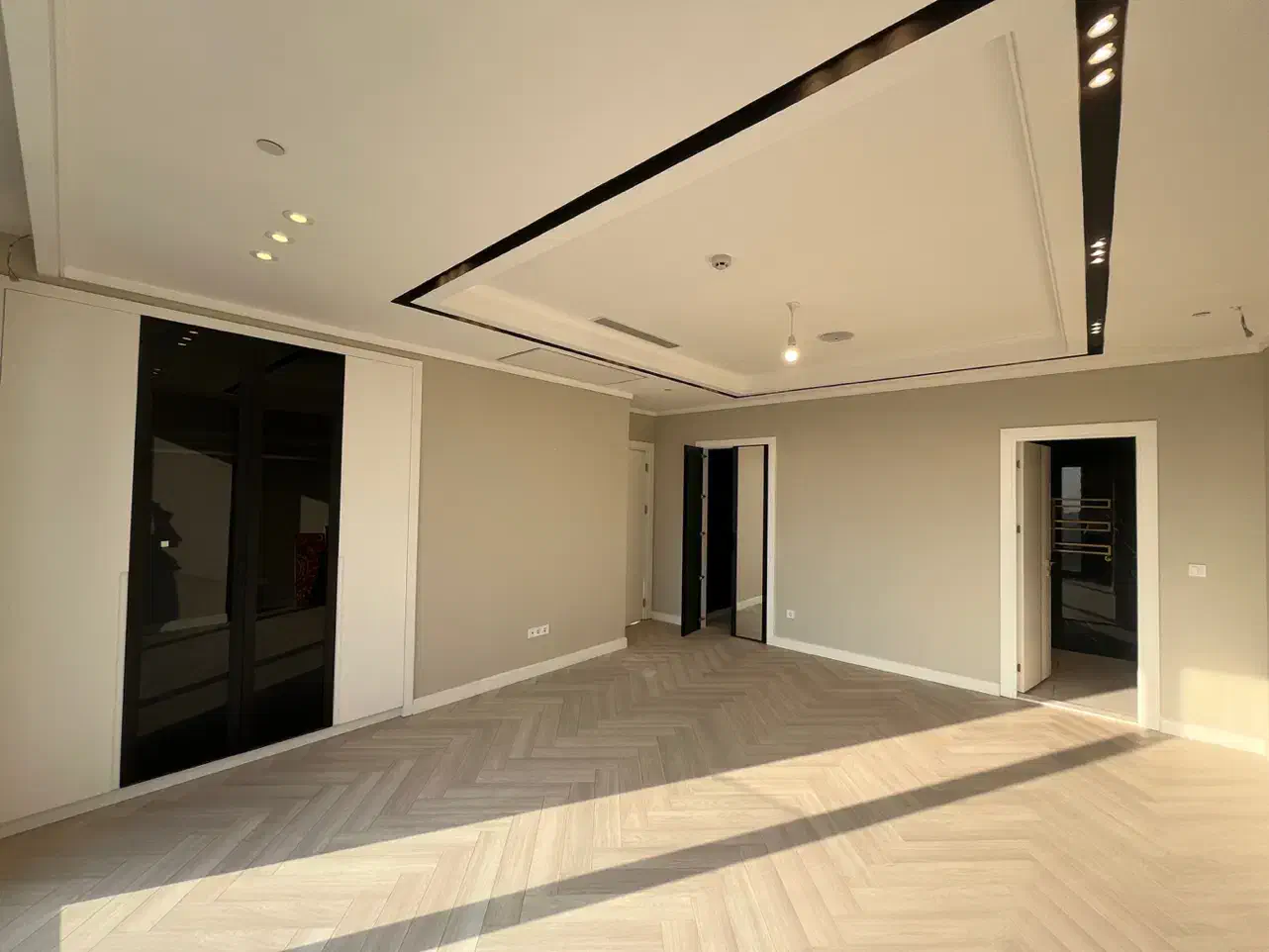 اجاره آپارتمان۱۵۰متر فرمانیه/فرعی تاپ اندرزگو/مدرن