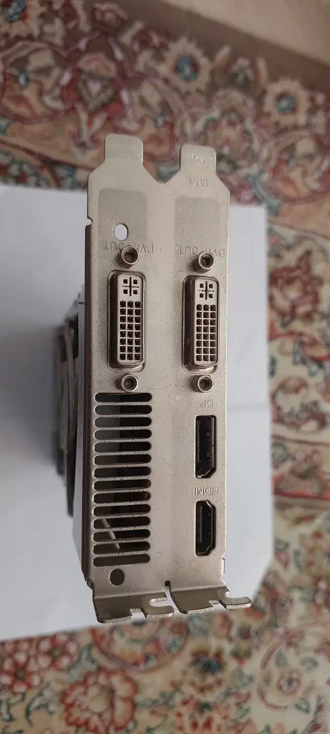 کارت گرافیک یک گیگ کم کار و سالم ddr5|قطعات و لوازم جانبی رایانه|مشهد, شهید بهشتی|دیوار