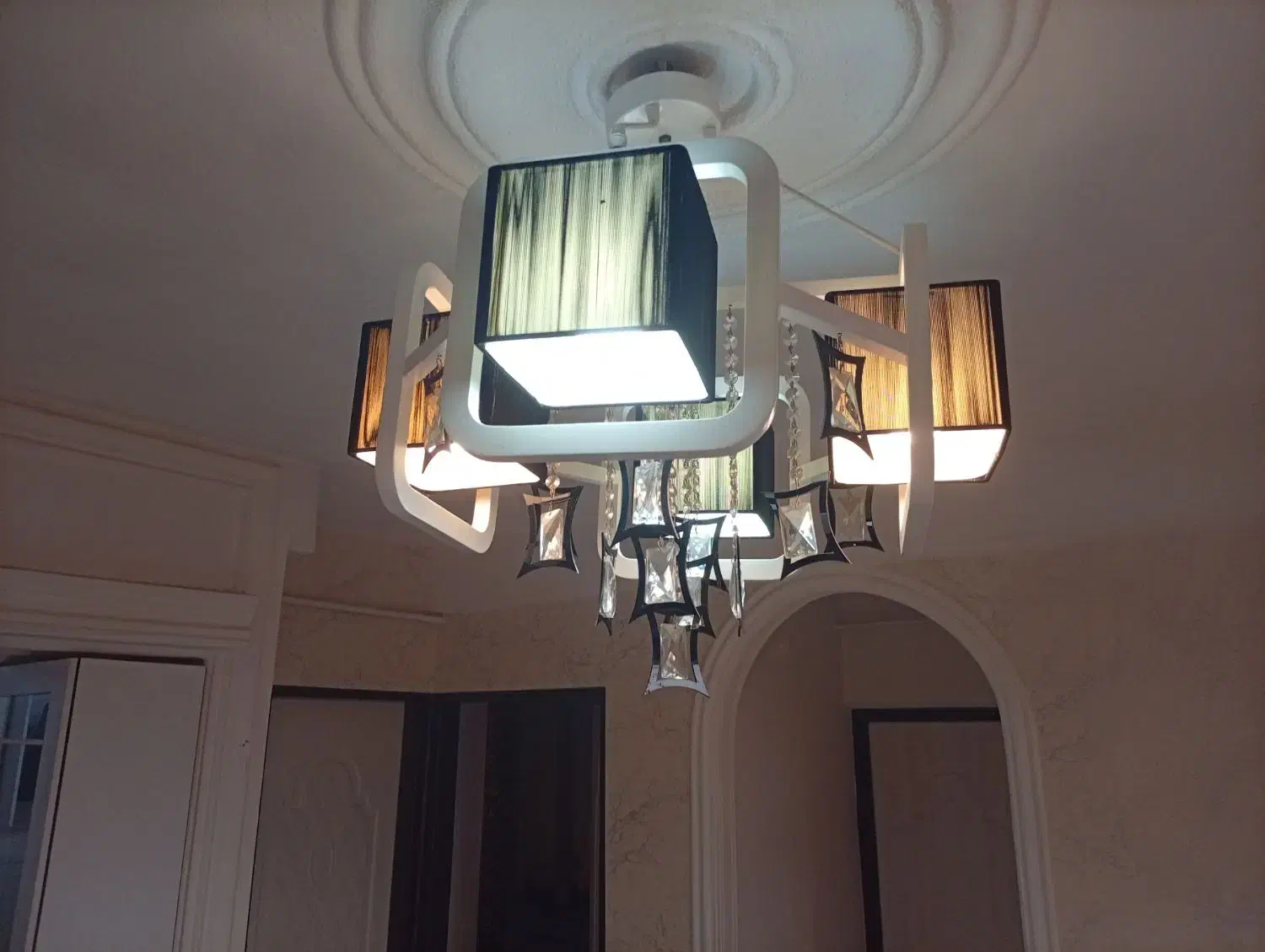 لوستر|لوستر و چراغ آویز|بندر انزلی, کوی واحدی|دیوار