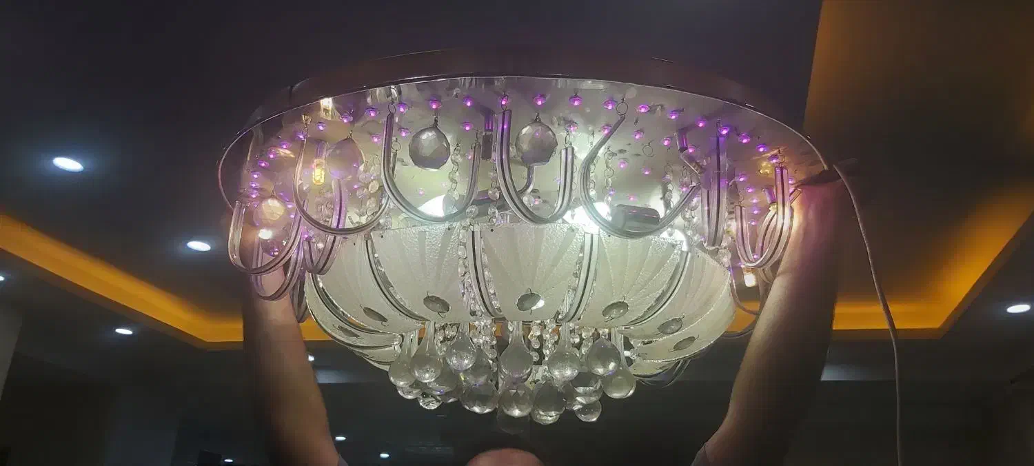 لوستر سقفی چهار حالته کنترل دار|لوستر و چراغ آویز|اندیشه, اندیشه فاز ۴|دیوار