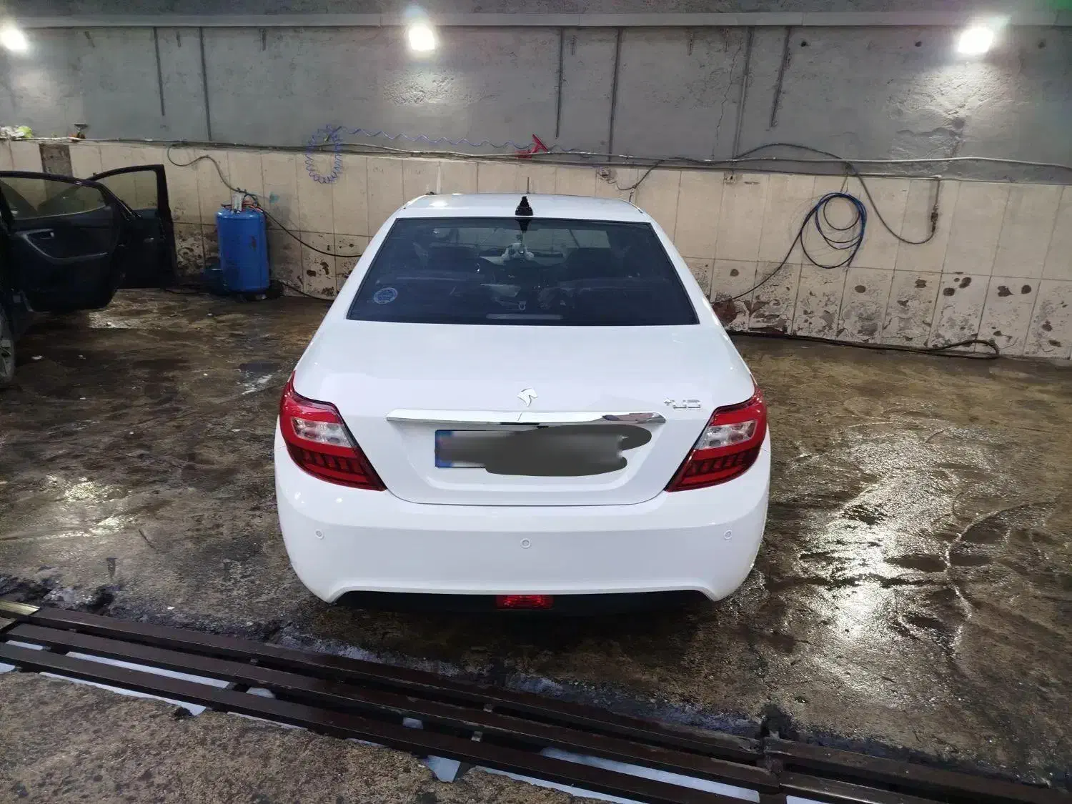 ماشین لاکاغذی بدون نقطه|خودرو سواری و وانت|طرقبه, |دیوار