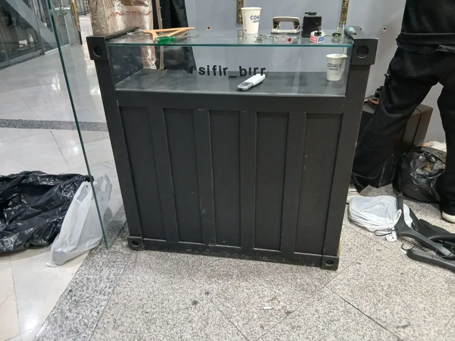 میز|میز تحریر و کامپیوتر|تهران, مولوی|دیوار