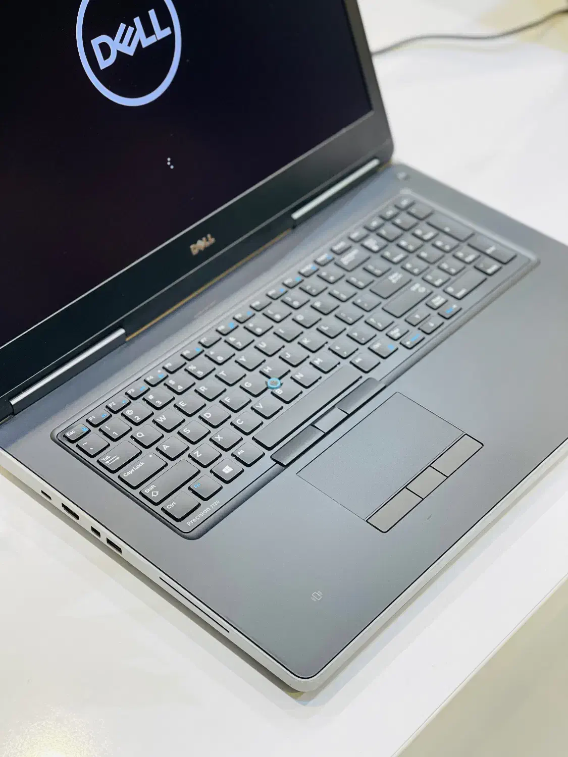 غول رندر گیمینگ Dell / گرافیک 8 گیگ مجزا 17اینچ 4K|رایانه همراه|شیراز, عفیفآباد|دیوار