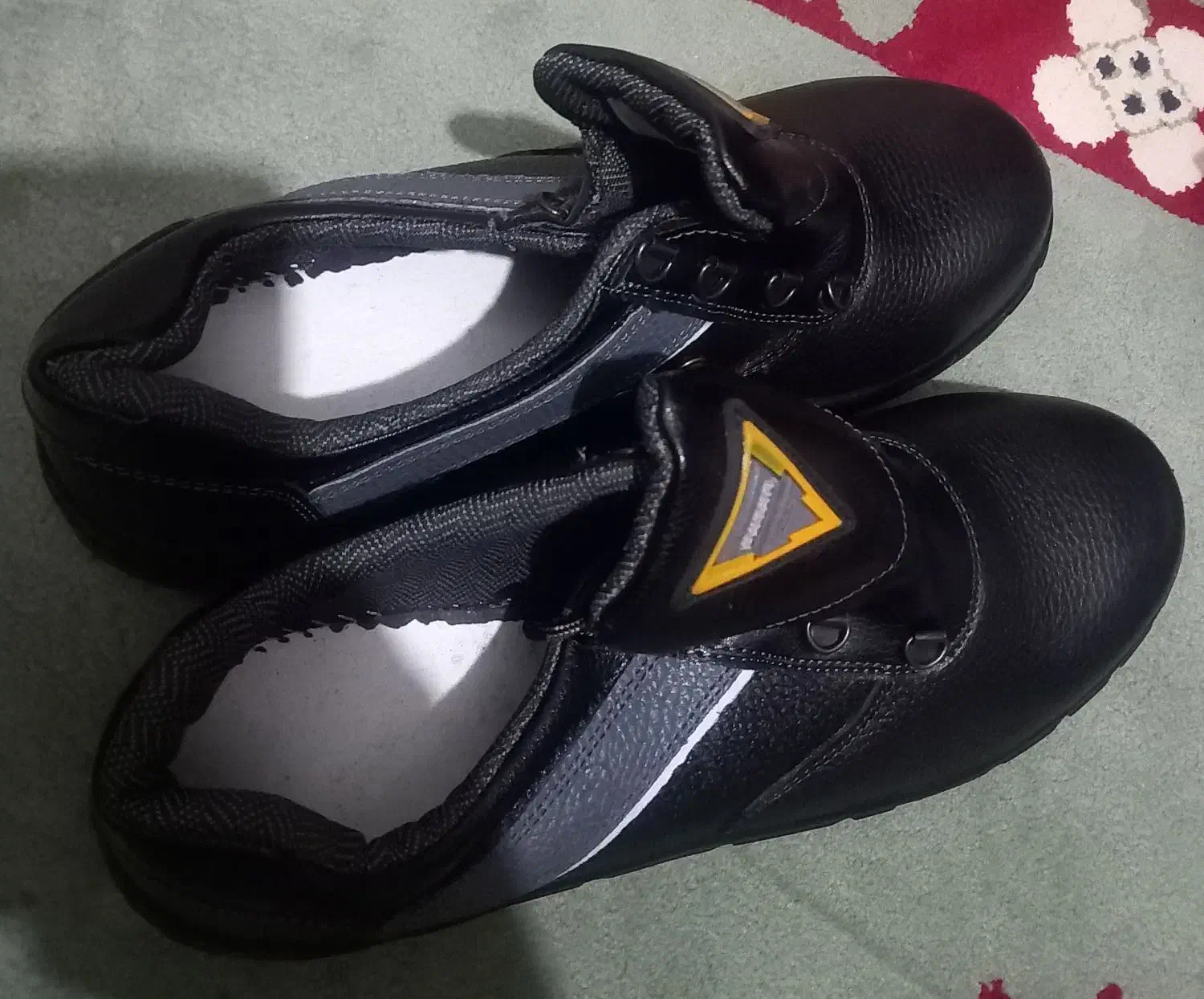 کفش ایمنی سایز۴۳ نونو|کیف، کفش، کمربند|شاهین‌شهر, نبوت|دیوار