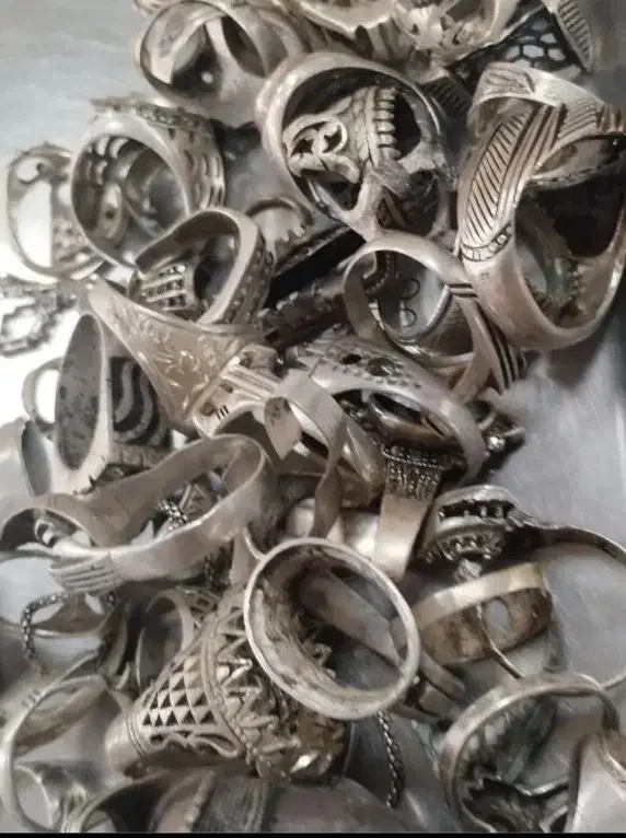 بالاترین قیمت ساچمه نقر کهنه و شکسته|جواهرات|مشهد, طلاب|دیوار