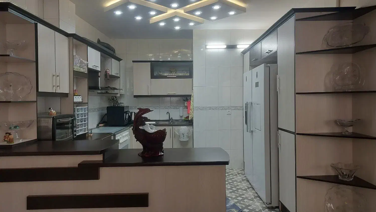 کابینت ام دی اف بدنه فلز در حد نو|مصالح و تجهیزات ساختمان|خمینی‌شهر, |دیوار