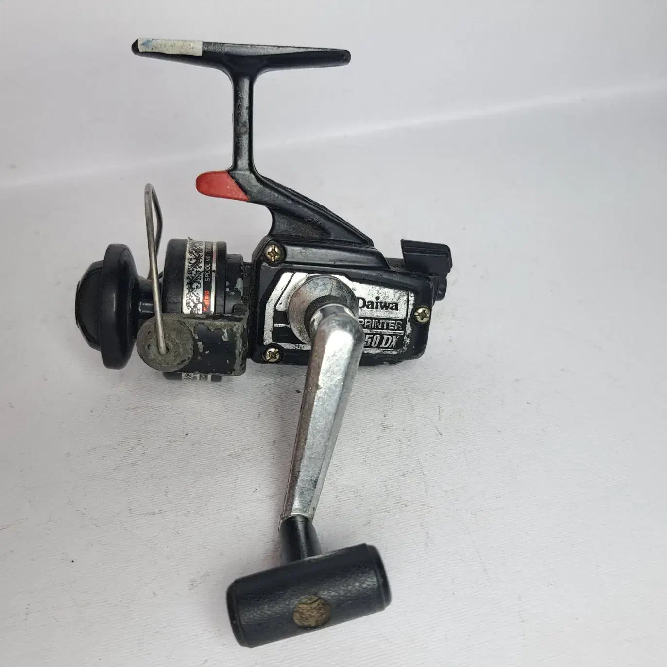 چرخ ماهیگیری کلاسیک دایوا daiwa اصل ژاپن|ماهیگیری|رشت, کاکتوس|دیوار