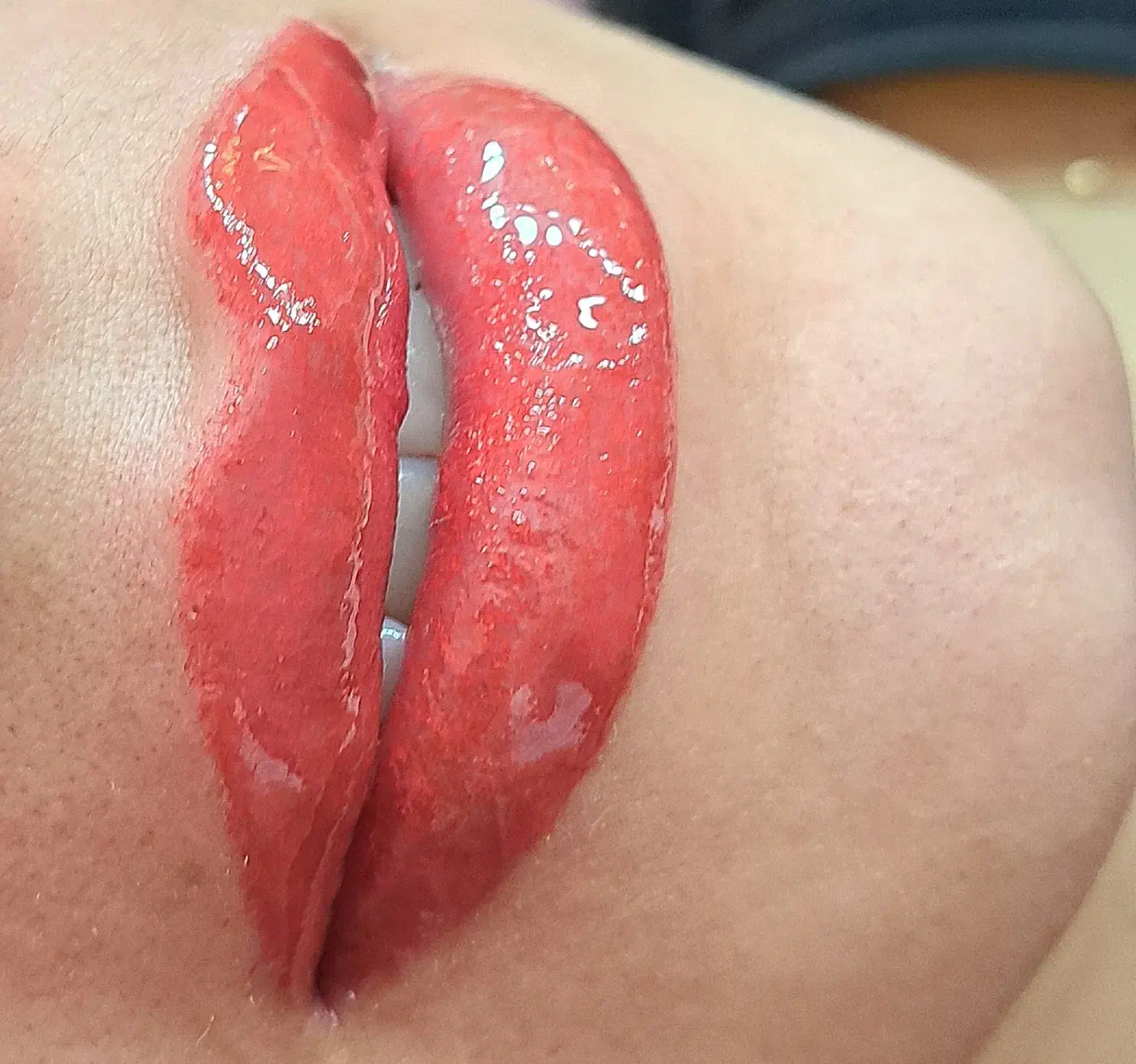 مدل شیدینگ لب و رفع کبودی|خدمات آرایشگری و زیبایی|بم, |دیوار