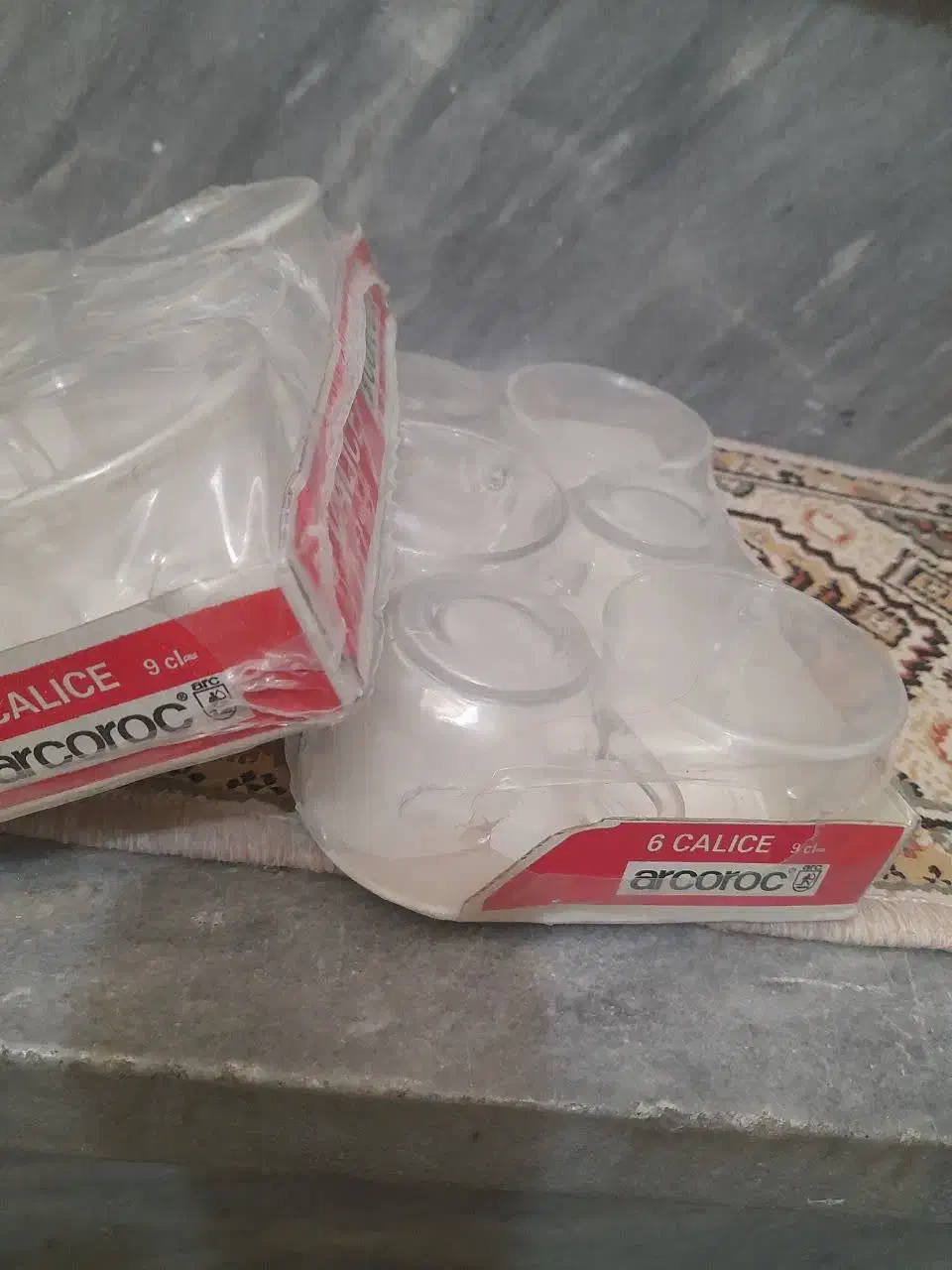 لیوان وکاسه پا فیلی|ظروف سرو و پذیرایی|کاشان, باهنر|دیوار