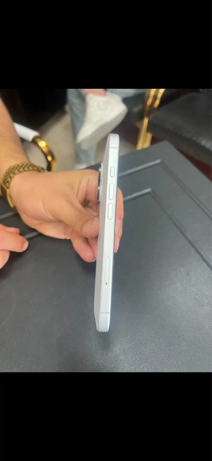 گوشی ۱۶ نرمال|موبایل|پرند, فاز ۲|دیوار