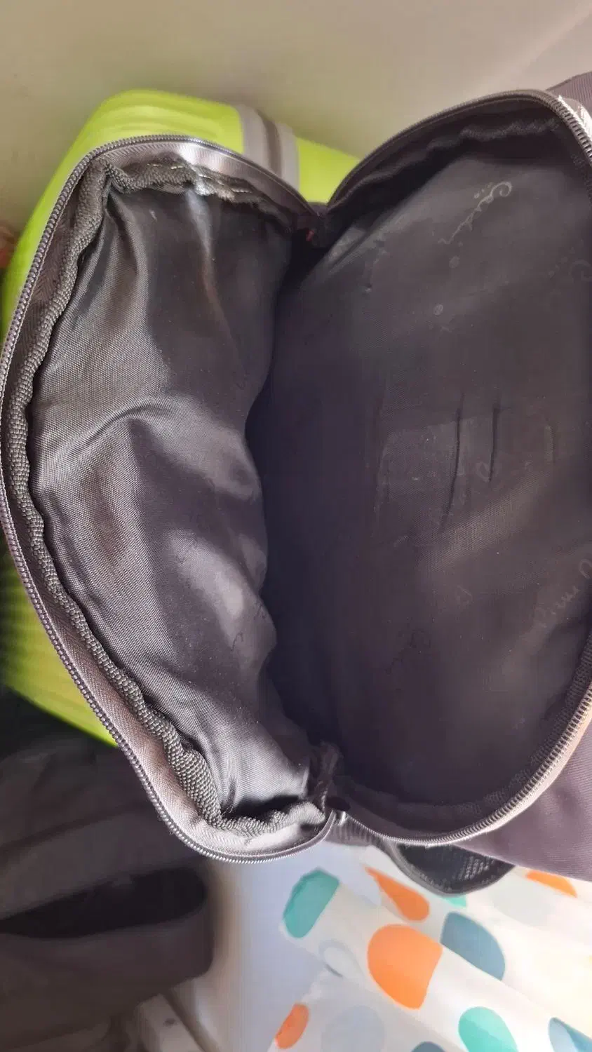 کوله|کیف، کفش، کمربند|رشت, دباغیان|دیوار