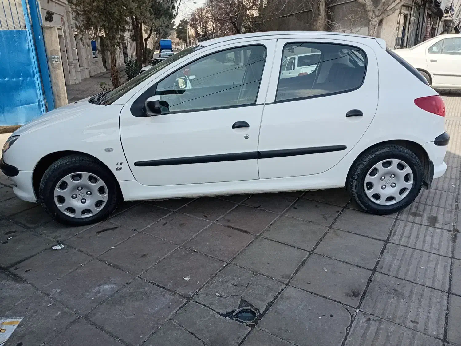 پژو ۲۰۶ مدل ۹۳|خودرو سواری و وانت|فردیس, منظریه|دیوار