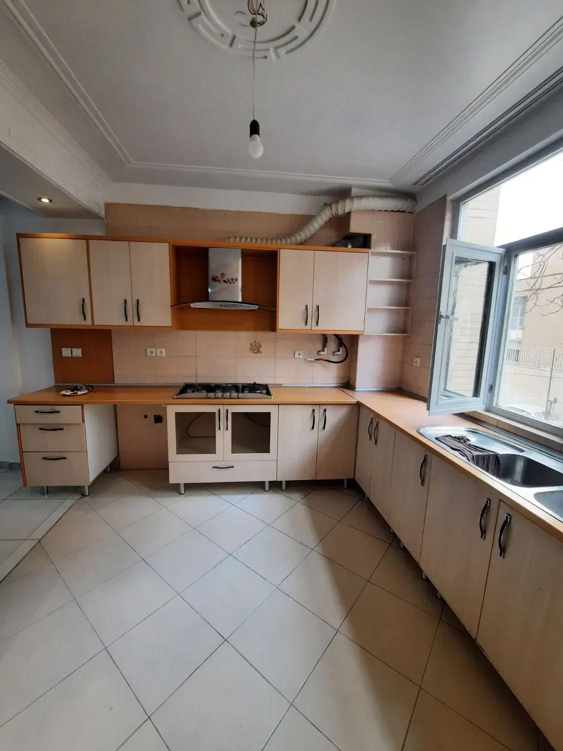 ۹۰ متر ۲ خواب روبه آفتاب ، شهید صالحی