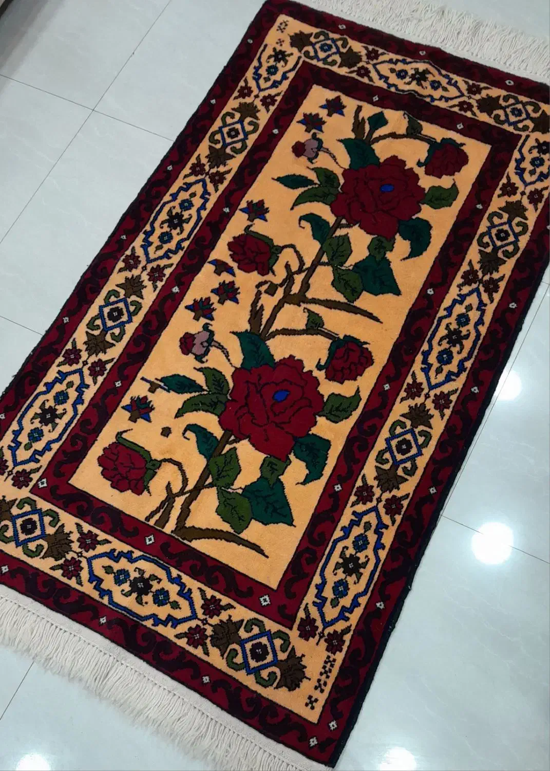 یک جفت قالیچه دستباف بی‌نظیر|فرش|مشهد, جانباز|دیوار