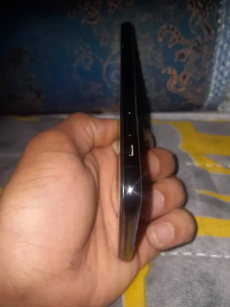 Xs۵۱۲|موبایل|یاسوج, |دیوار