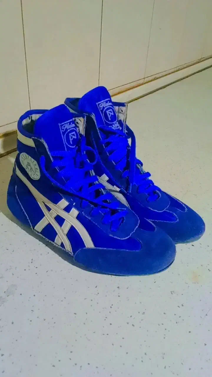 کفش کشتی|تجهیزات ورزشی|مشهد, محمدآباد|دیوار