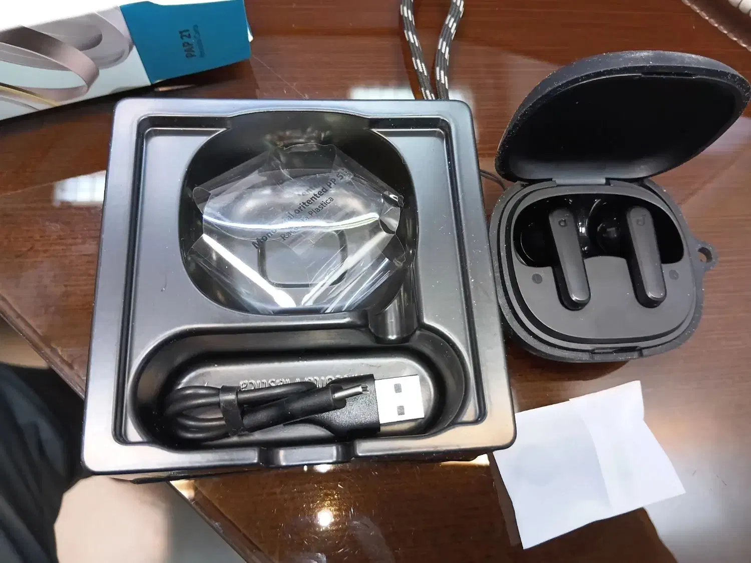 هندز فری ایر پاد (انکر) آلمان، مونتاژ ویتنام ، اصل|لوازم جانبی موبایل و تبلت|فردیس, فردیس|دیوار