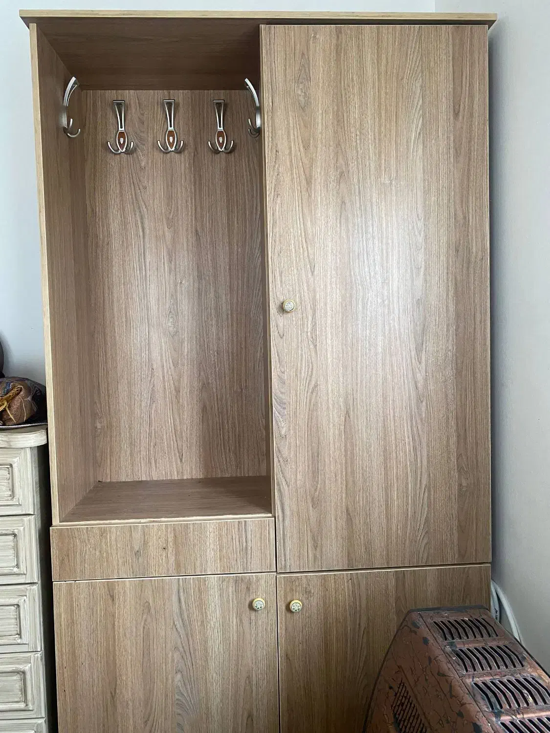 دراور ام دی اف|جاکفشی، کمد، دراور|گرگان, |دیوار