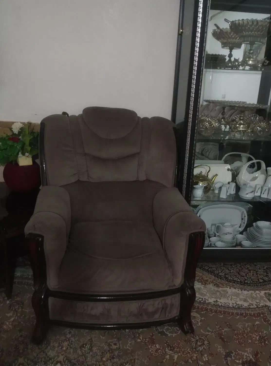 مبل ۷نفره راحتی|مبلمان خانگی و میز عسلی|تایباد, |دیوار