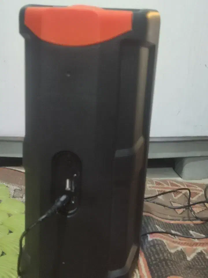 اسپیکر صدای خیلی بلند قوی|پخش‌کننده همراه|مشهد, شهید بصیر|دیوار