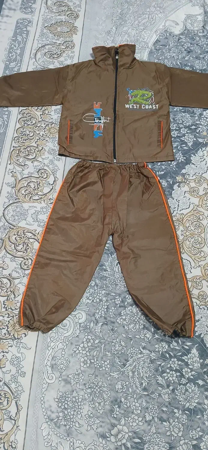 بارونی بچه گانه|کفش و لباس بچه|بروجرد, |دیوار