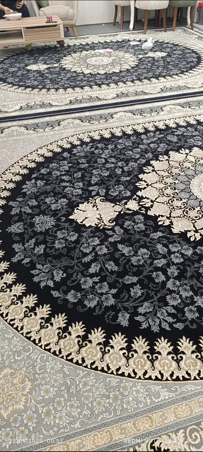 دوتخته فرش 12متری ویک کناره 4متری|فرش|لار, |دیوار