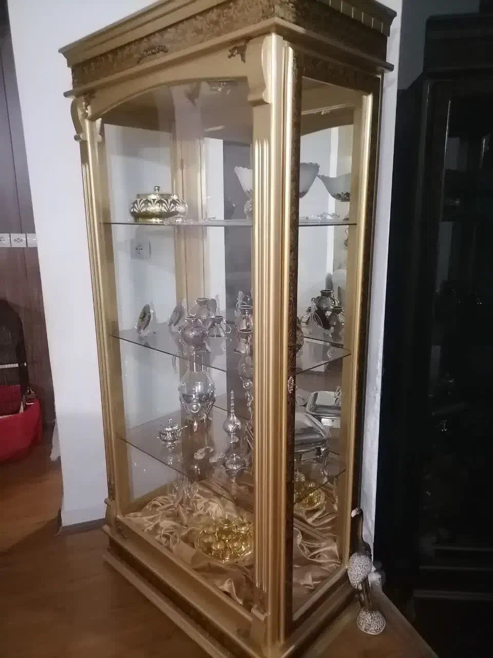 بوفه طلایی|بوفه، ویترین، کنسول|بجنورد, |دیوار