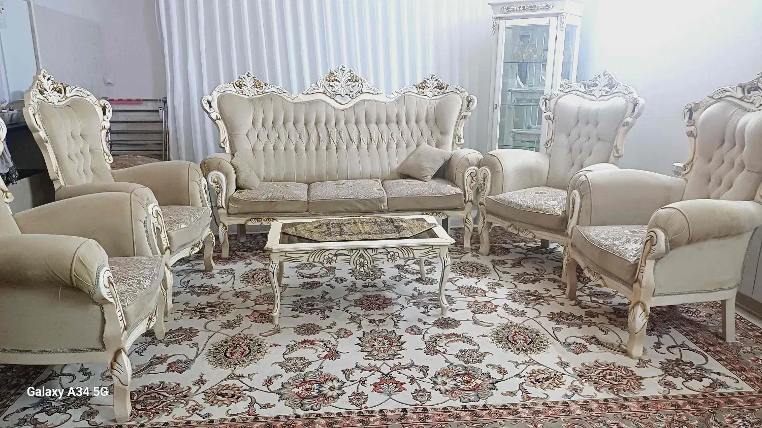 مبل سلطنتی همراه با بوفه|مبلمان خانگی و میز عسلی|بجنورد, |دیوار